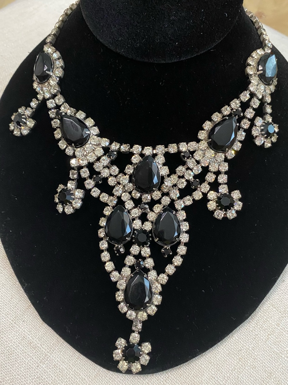 Vintage Necklace Dominique Detora Unsigned Waterfall Collar Black Rhinestone Bib